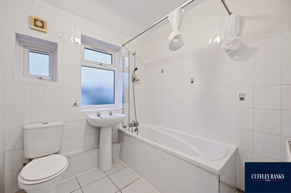 Floorplan for Perivale, Middlesex