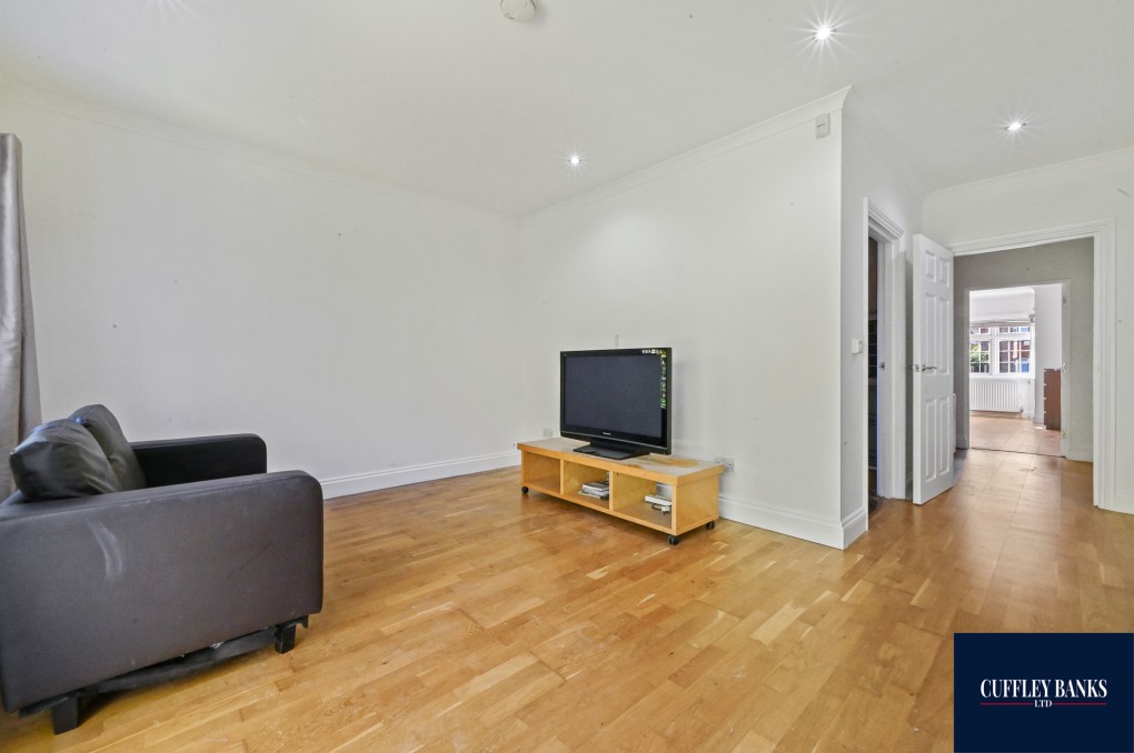 Floorplan for Perivale, Middlesex